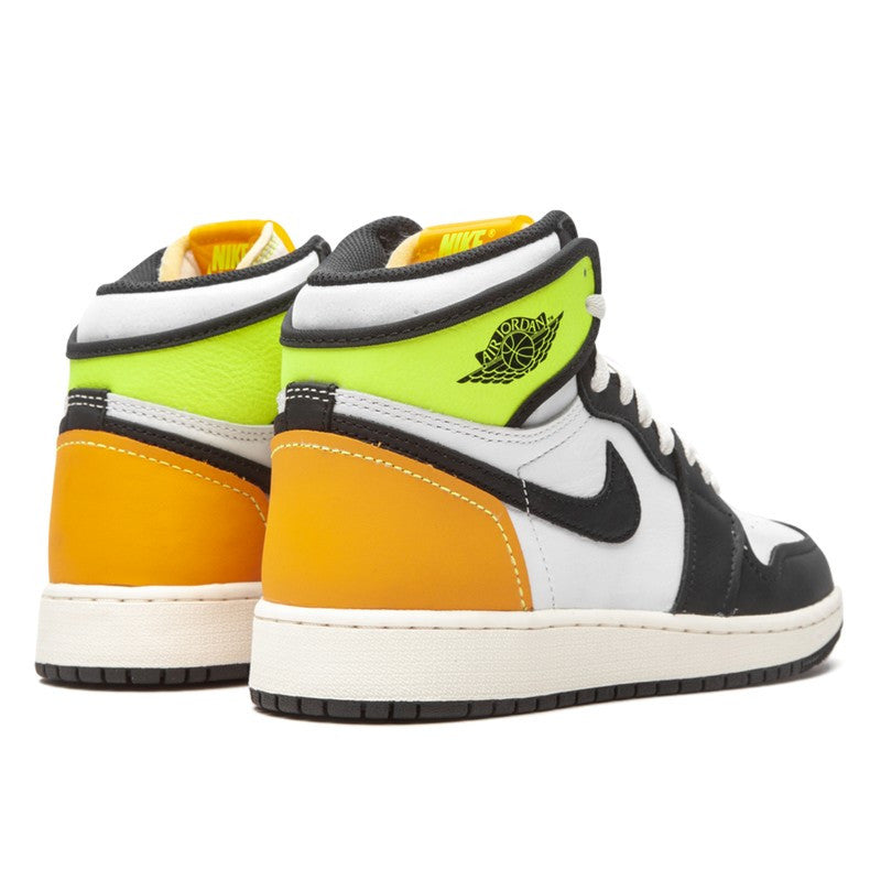 Air Jordan Air Jordan 1 Retro High OG Volt Gold - 555088-118 / 575441-118