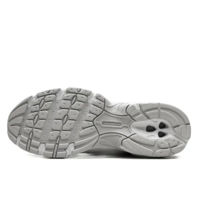New Balance 530 Silver Metallic Polka Dots - U530HFW