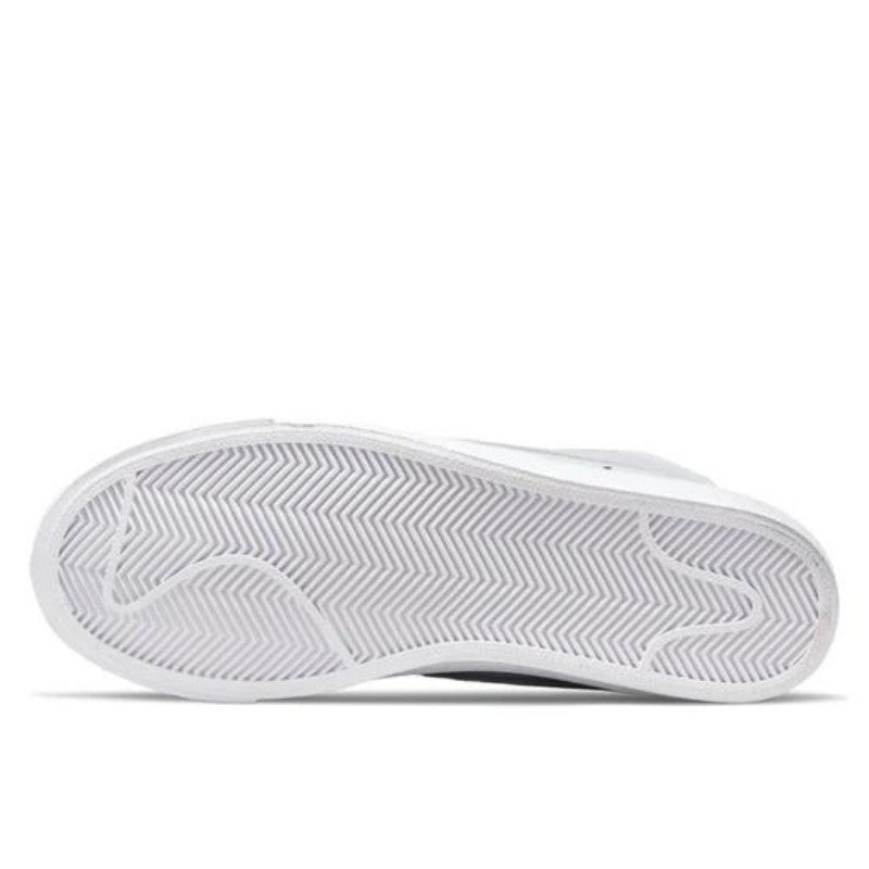 Nike Blazer Mid LX White Pendants - DM0850-100