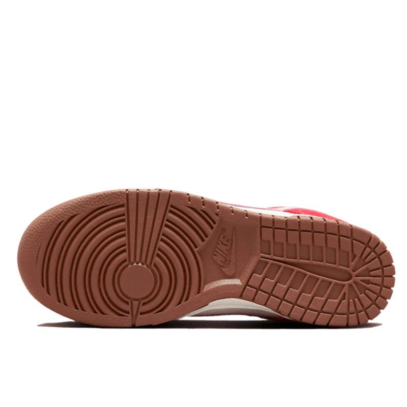 Nike Dunk Low Premium Bacon - FB7910-600