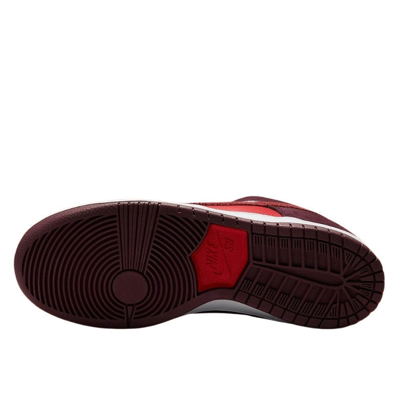 Nike SB Dunk Low Cherry - DM0807-600