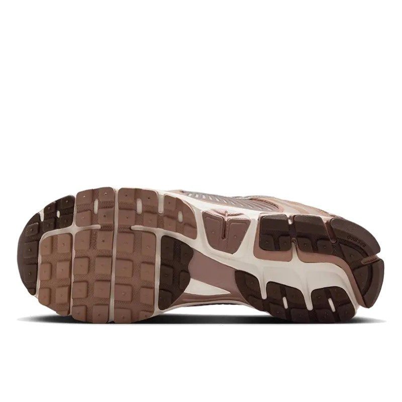 Nike Zoom Vomero 5 Dusted Clay - HF1553-200