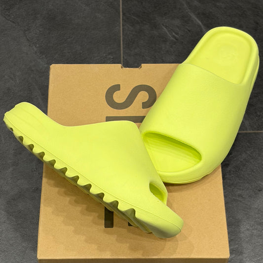 Yeezy Slide Glow Green (Restock Pair 2022) - Taille 40,5 (Occasion)