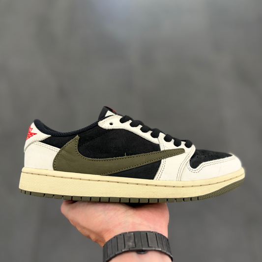Air Jordan 1 Retro Low OG Travis Scott Olive - Taille 38,5 (Occasion)