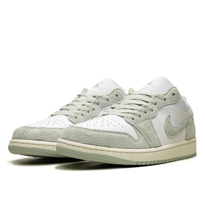 Air Jordan Air Jordan 1 Low SE White Seafoam - FN9137-131