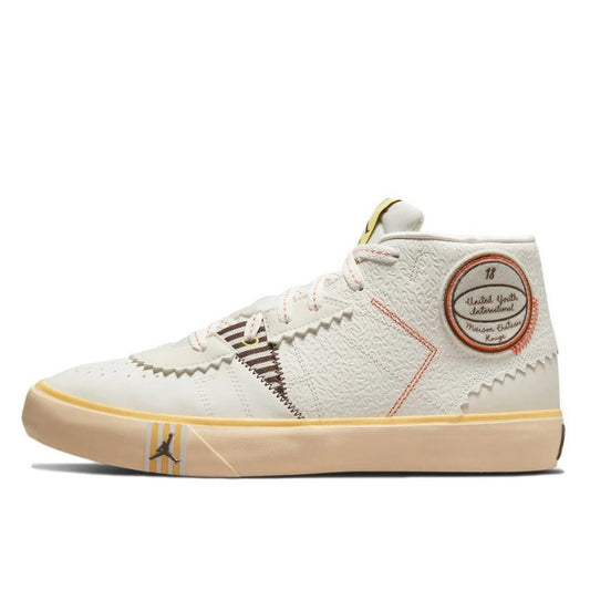 Air Jordan Jordan Series Mid Maison Château Rouge Sail - DO5247-122