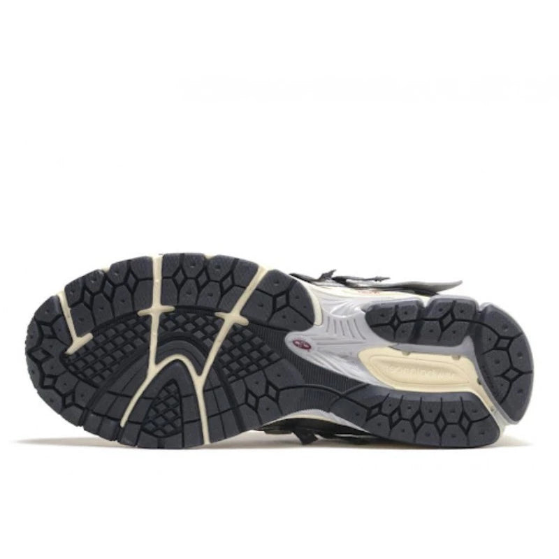 New Balance 1906A Silver Metalic Castlerock - M1906AD