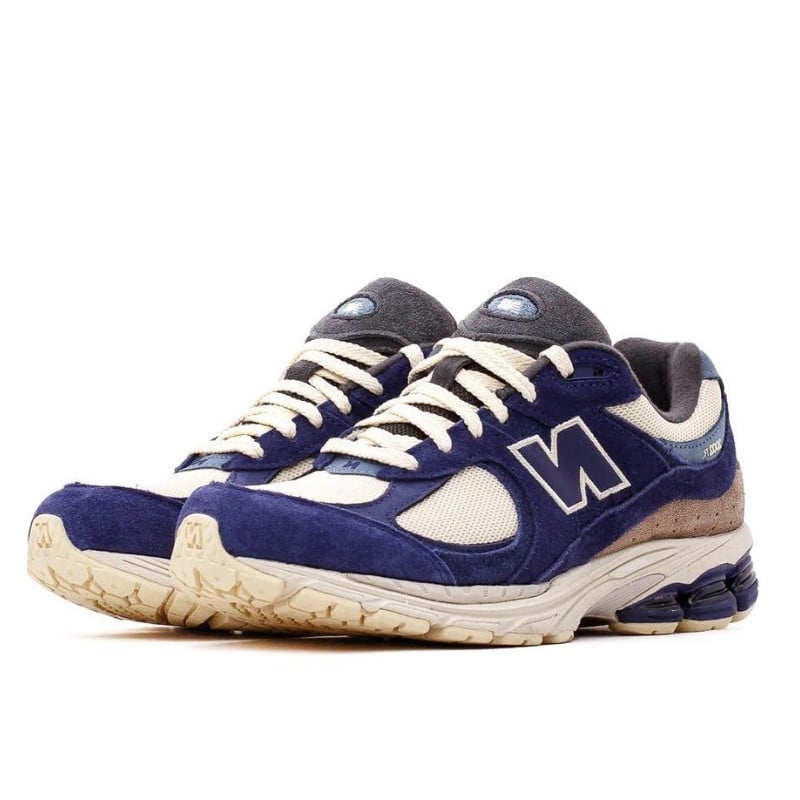 New Balance 2002R Navy Cream - M2002RG