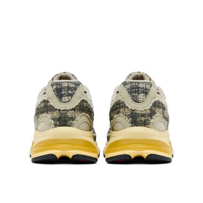 New Balance 2010 Joe Freshgoods Bag Lady - U2010JG1