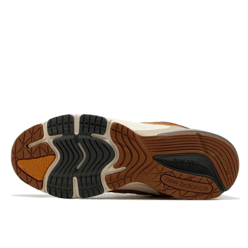 New Balance 990 V6 Carhartt WIP Sculpture Center - M990CH6