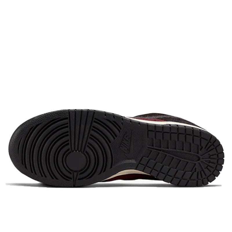 Nike Dunk Low SE Fleece Burgundy Crush - DQ7579-600