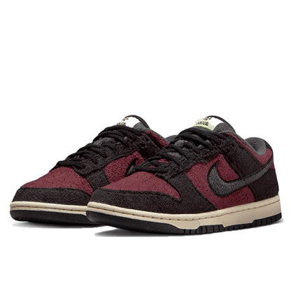 Nike Dunk Low SE Fleece Burgundy Crush - DQ7579-600