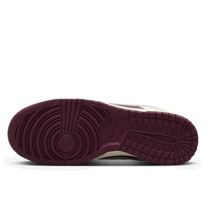 Nike Dunk Low Retro PRM Valentine's Day (2023) - DR9705-100