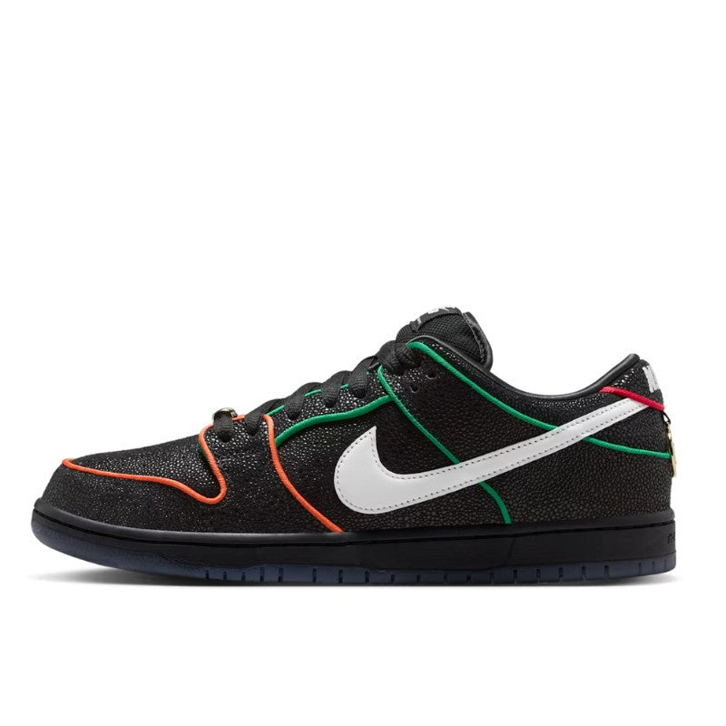 Nike SB Dunk Low Bronx Girls Skate - HV1664-001