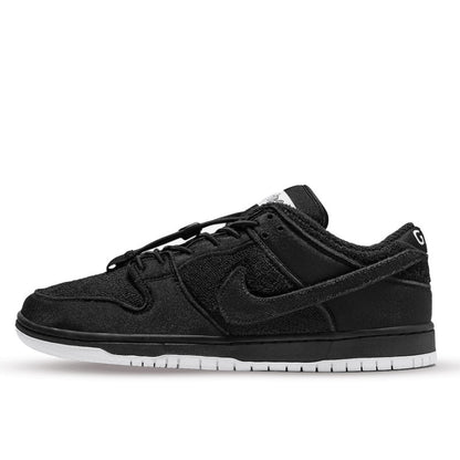 Nike SB Dunk Low Gnarhunters - DH7756-010