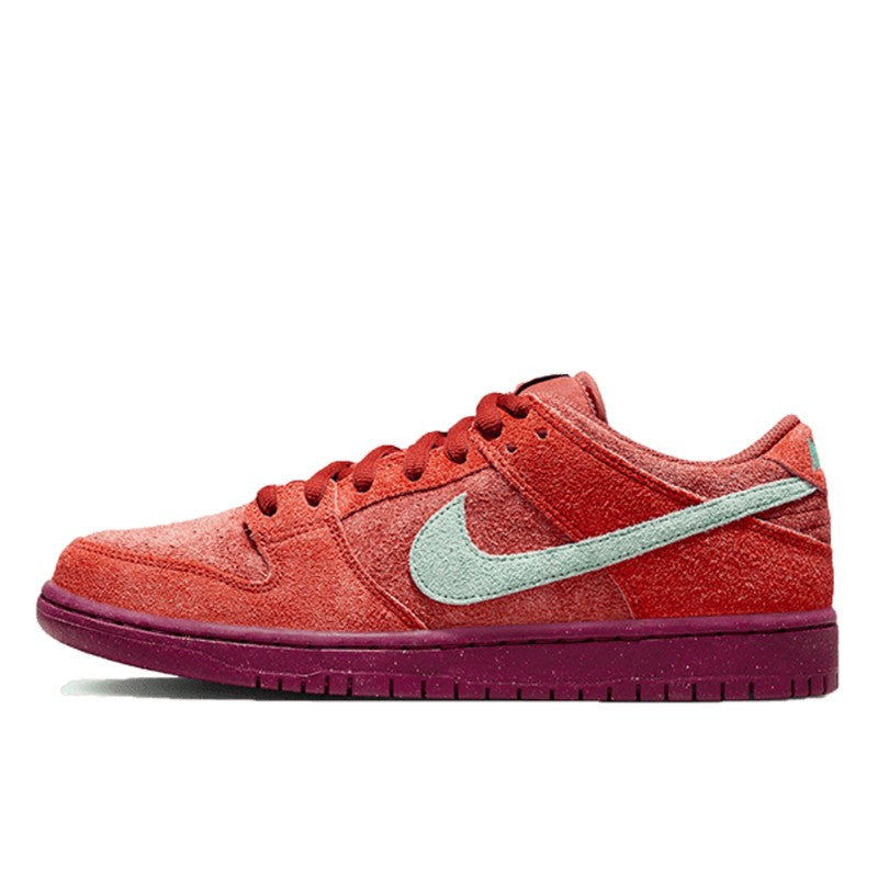 Nike SB Dunk Low Mystic Red - DV5429-601