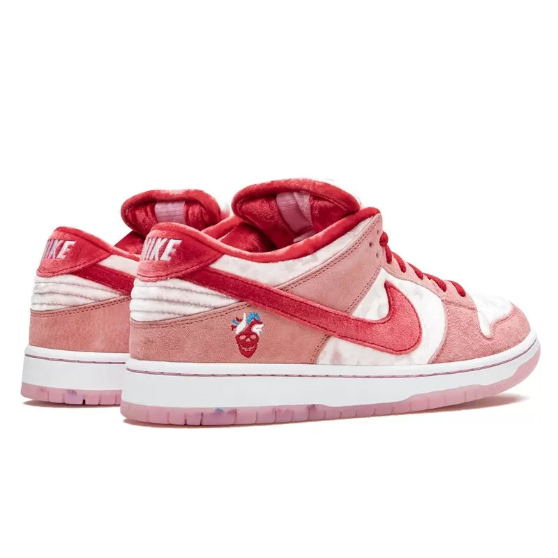 Nike SB Dunk Low StrangeLove - CT2552-800