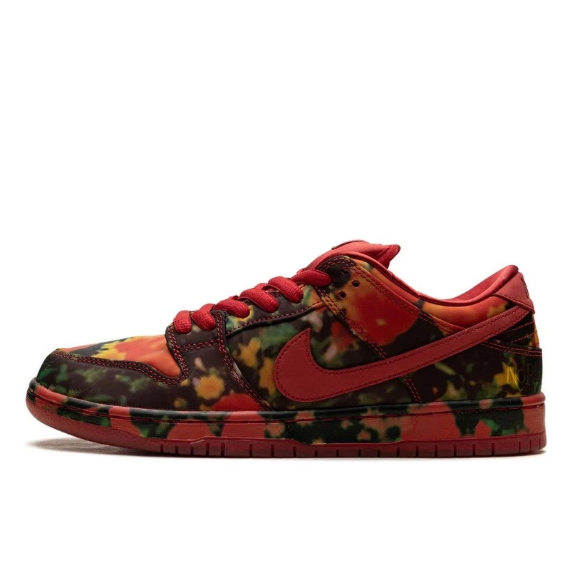 Nike SB Dunk Low The Wizard of Oz Poppy Field - FZ1291-600