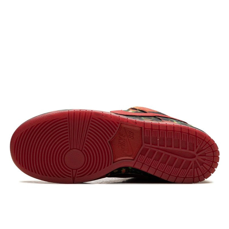 Nike SB Dunk Low The Wizard of Oz Poppy Field - FZ1291-600