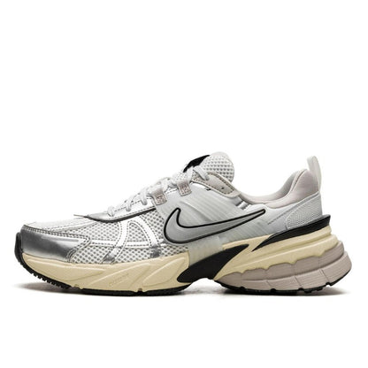 Nike V2K Run Metallic Silver - FD0736-100