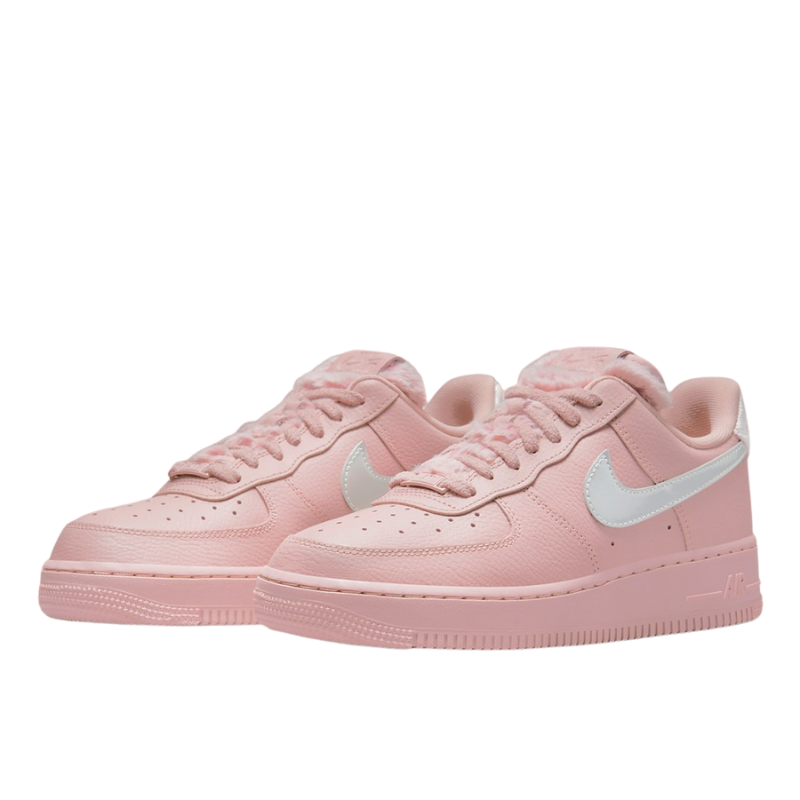 Nike Air Force 1 Low Pink Sherpa - DO6724-601