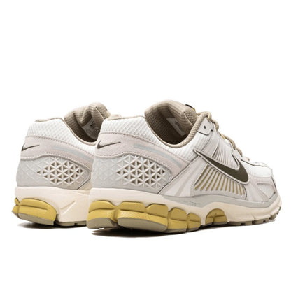 Nike Zoom Vomero 5 Light Bone Medium Olive - FV0397-001
