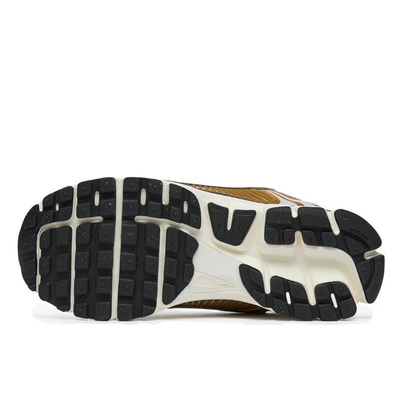 Nike Zoom Vomero 5 Metallic Gold - HF7723-001