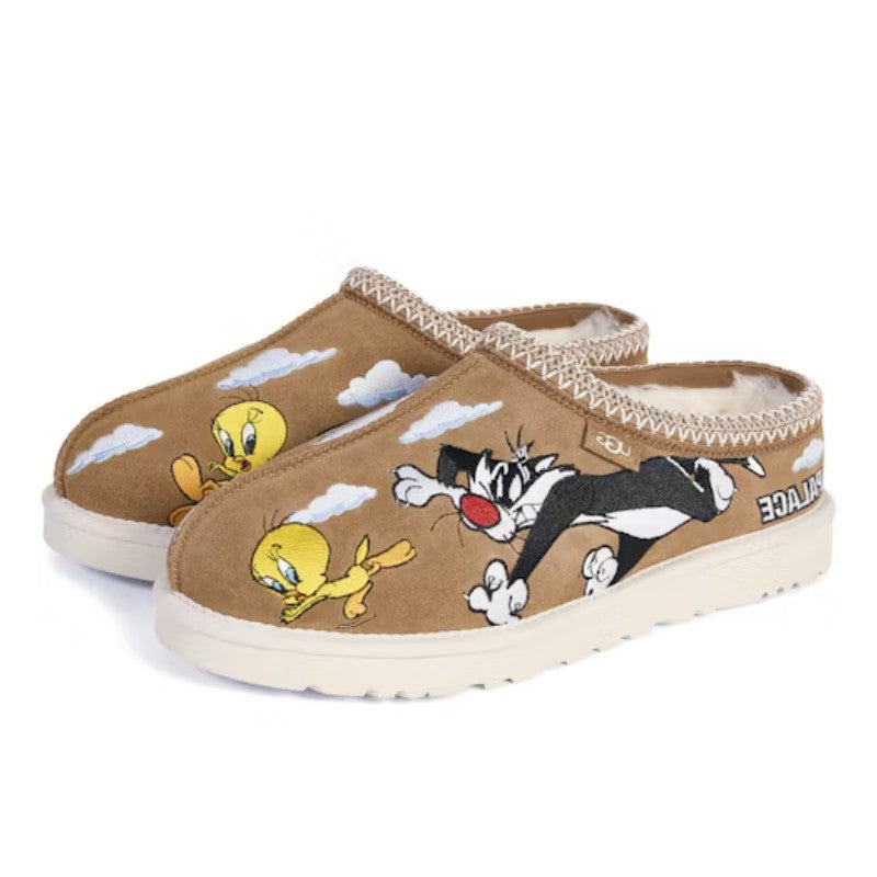 UGG Tasman Slipper Palace x Looney Tunes Chestnut - 1181910-CHE